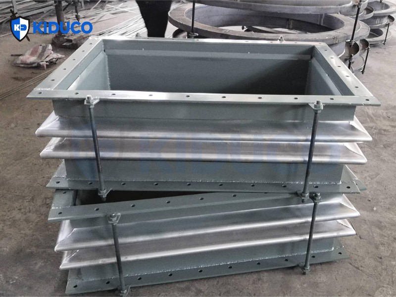 Khớp giãn nở kim loại hình chữ nhật, vuông