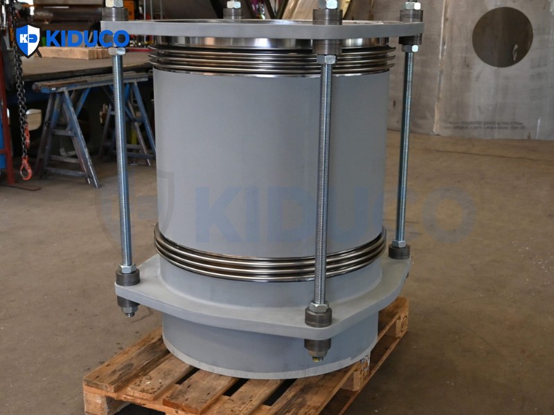 Đặc điểm sản phẩm khớp giãn nở kim loại hướng ngang