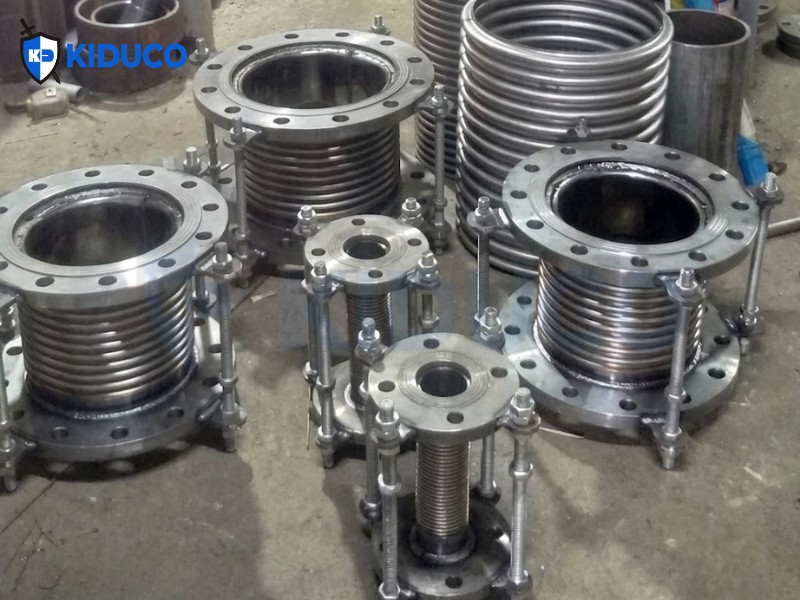 Khớp giãn nở inox tiêu chuẩn